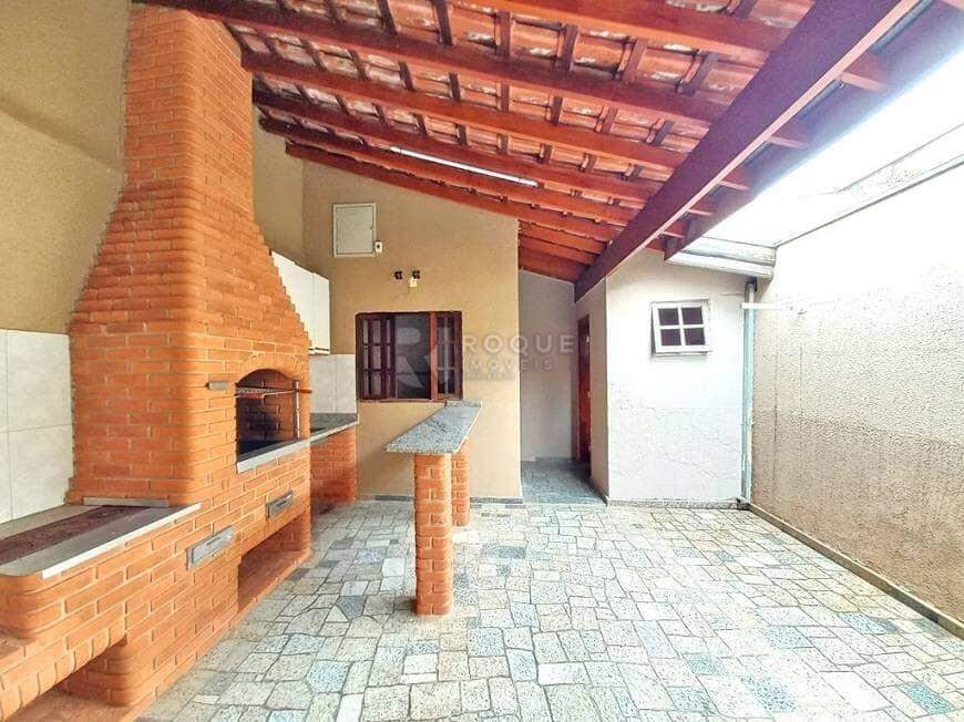 Casa Residencial à venda no bairro Vila Agostinho Francisco de Assis: Churrasqueira