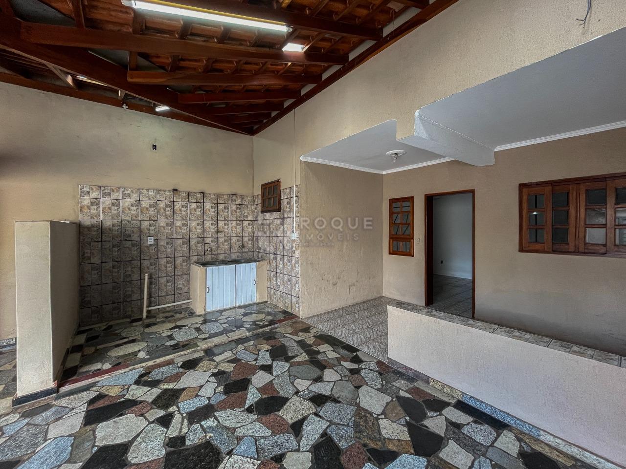 Casa Residencial à venda no bairro Parque Residencial Belinha Ometto: Frente / área de serviço