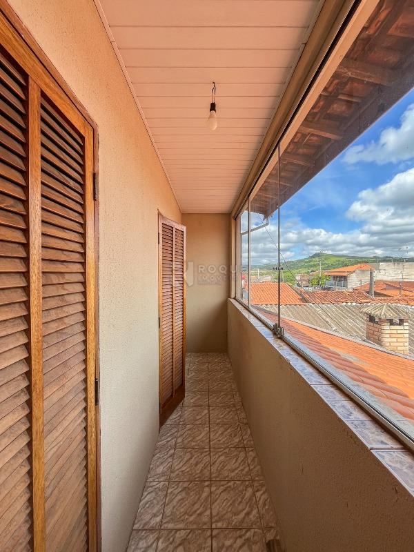 Casa Residencial à venda no bairro Parque Residencial Belinha Ometto: Sacada 