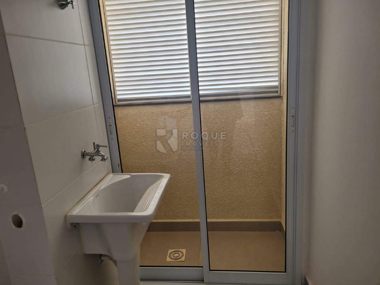Apartamento à venda no bairro Bairro da Lagoa: 