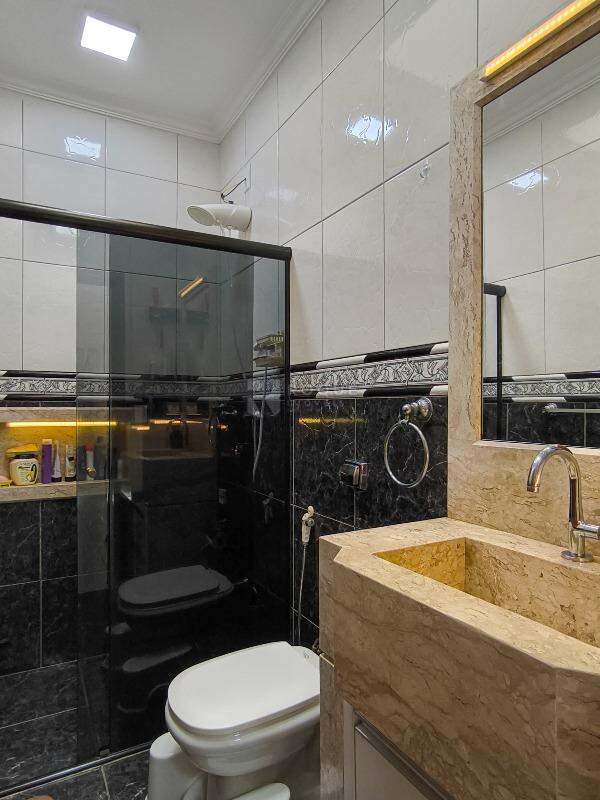 Casa Residencial à venda no bairro JARDIM MORRO AZUL: BANHEIRO SOCIAL