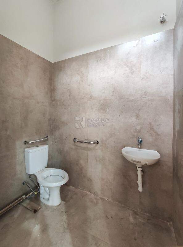Barracão/Galpão para aluguel no bairro Jardim Glória: WC social 2