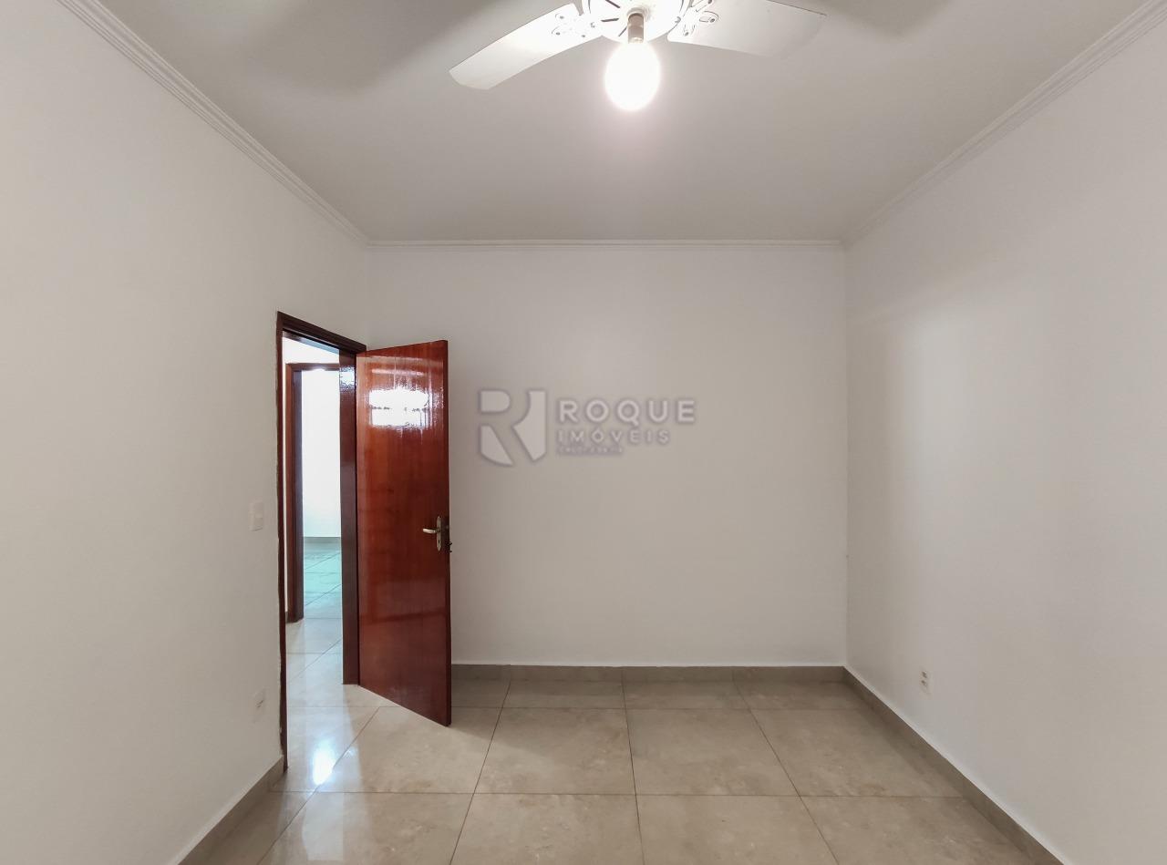 Casa Residencial para aluguel no bairro Jardim Residencial Roseira: Dormitório 3 suíte 