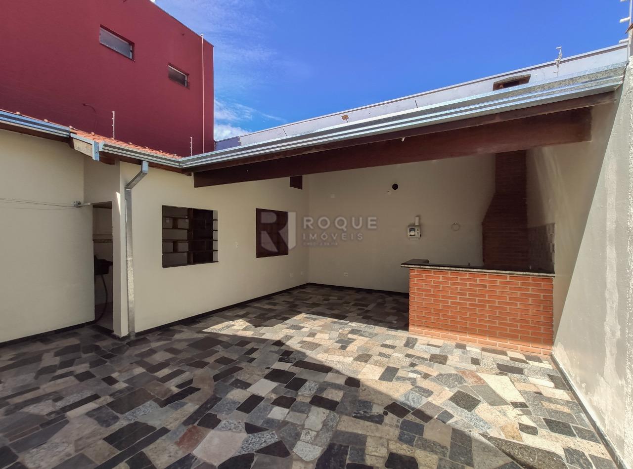 Casa Residencial para aluguel no bairro Jardim Residencial Roseira: Rancho fundo 