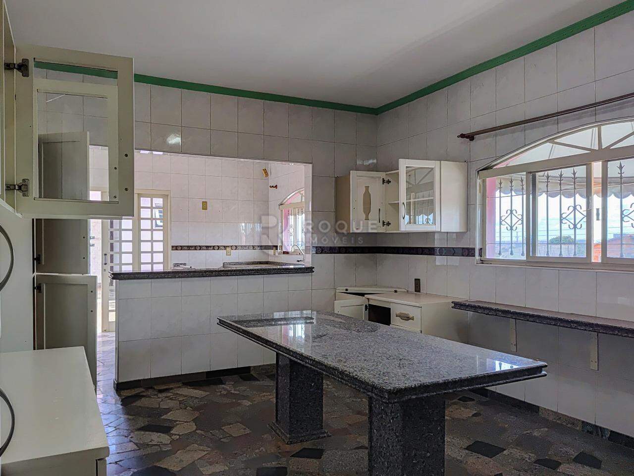 Casa Residencial para aluguel no bairro Jardim Ouro Verde: Cozinha