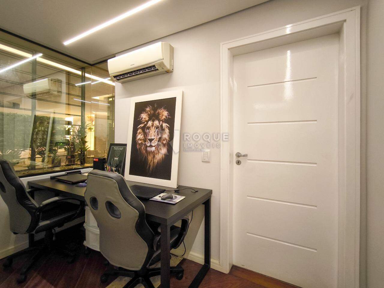 Apartamento para aluguel no bairro Centro: HOME OFFICE