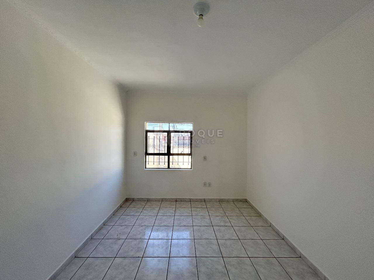 Casa Residencial para aluguel no bairro Jardim Ouro Verde: Copa