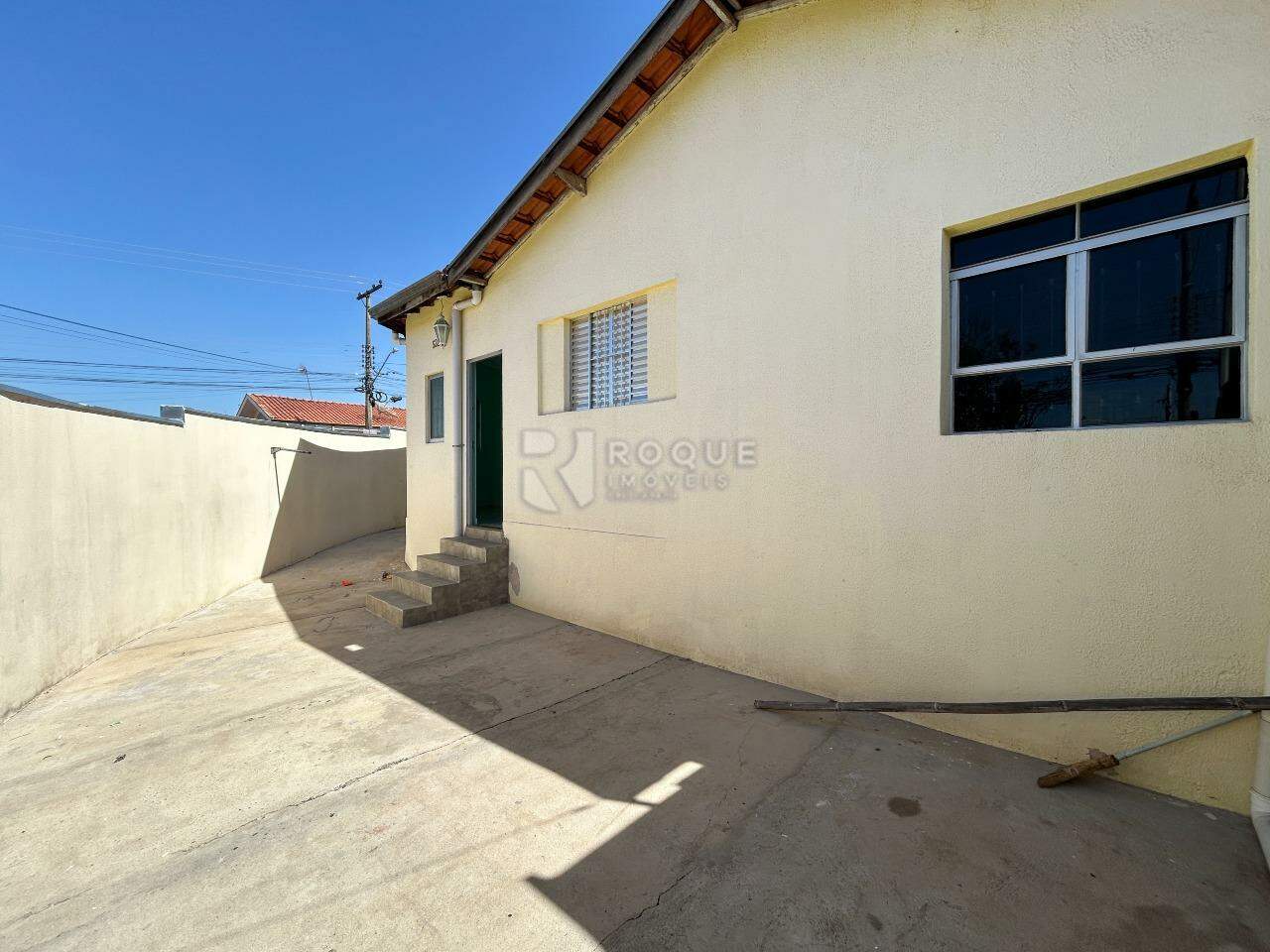 Casa Residencial para aluguel no bairro Jardim Ouro Verde: Área externa