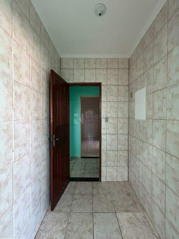 Casa Residencial para aluguel no bairro Jardim Ouro Verde: Hall 
