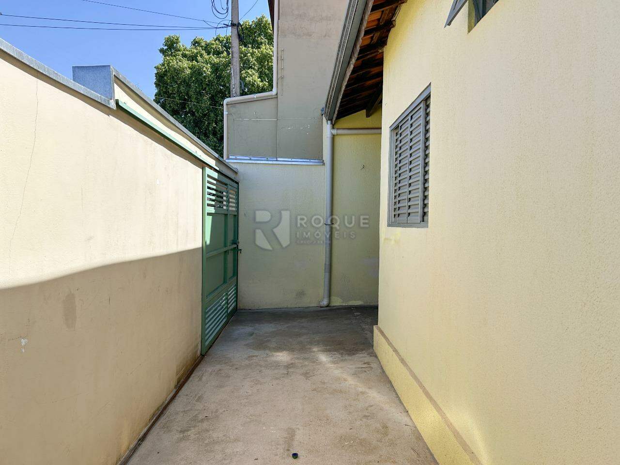 Casa Residencial para aluguel no bairro Jardim Ouro Verde: Área externa