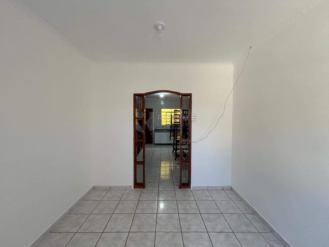 Casa Residencial para aluguel no bairro Jardim Ouro Verde: Copa
