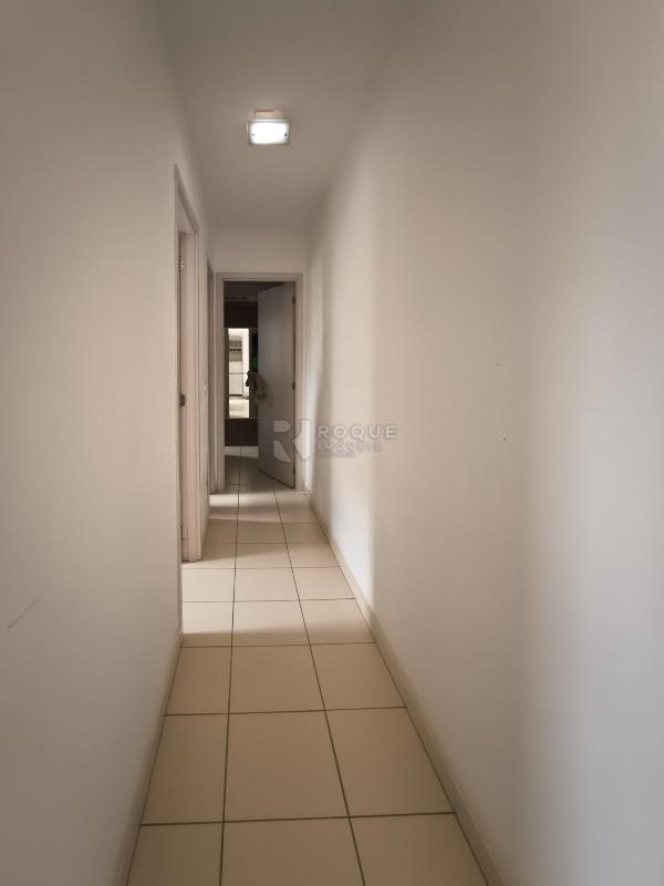 Apartamento à venda no bairro Jardim Parque Novo Mundo: CORREDOR INTERNO