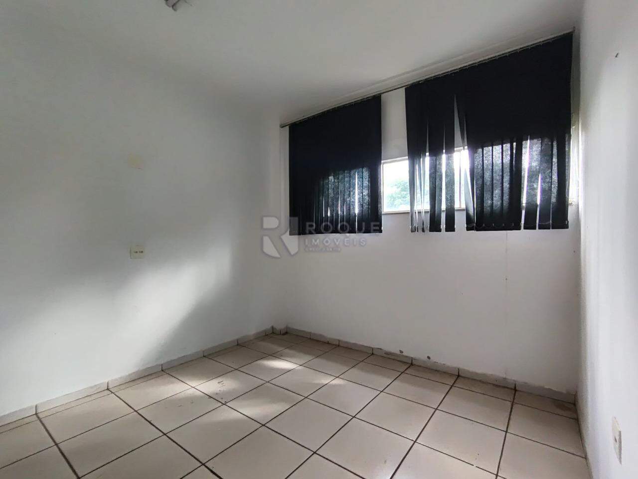 Barracão/Galpão para aluguel no bairro Luis Ometto: Sala galpão