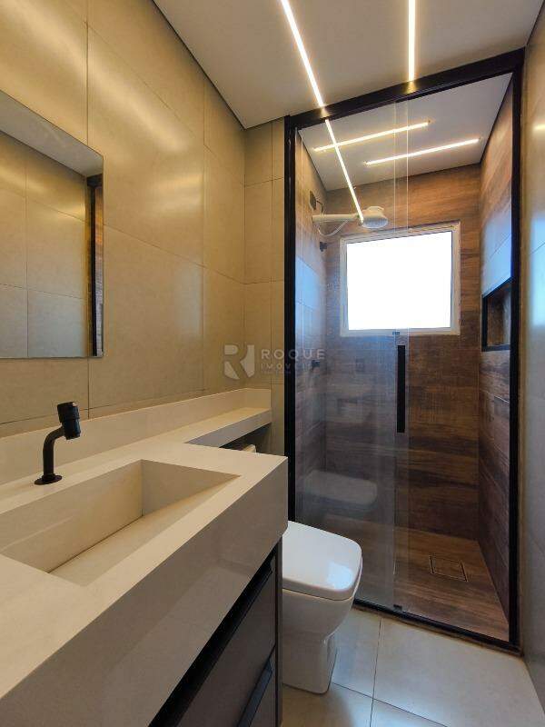 Apartamento à venda no bairro Jardim do Lago: BANHEIRO SOCIAL