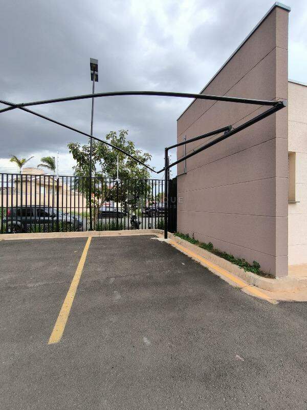 Apartamento à venda no bairro Jardim do Lago: VAGA DE GARAGEM