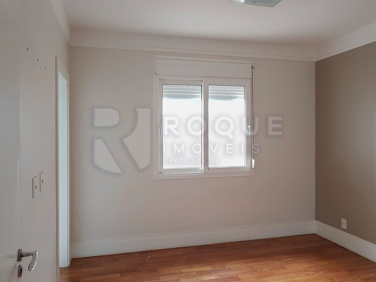 Casa Residencial à venda no bairro Vila Santana : Suíte 