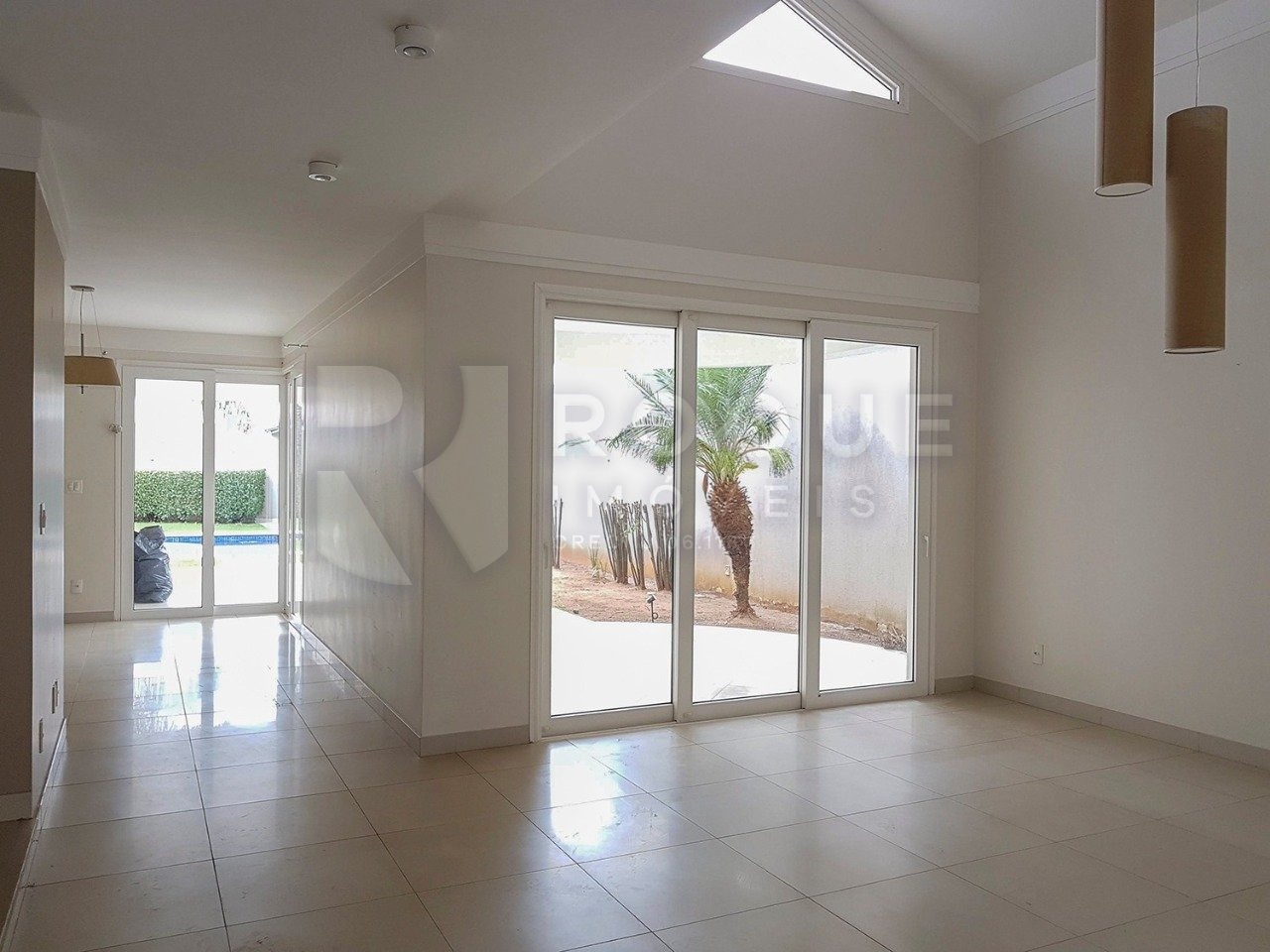 Casa Residencial à venda no bairro Vila Santana : Sala 