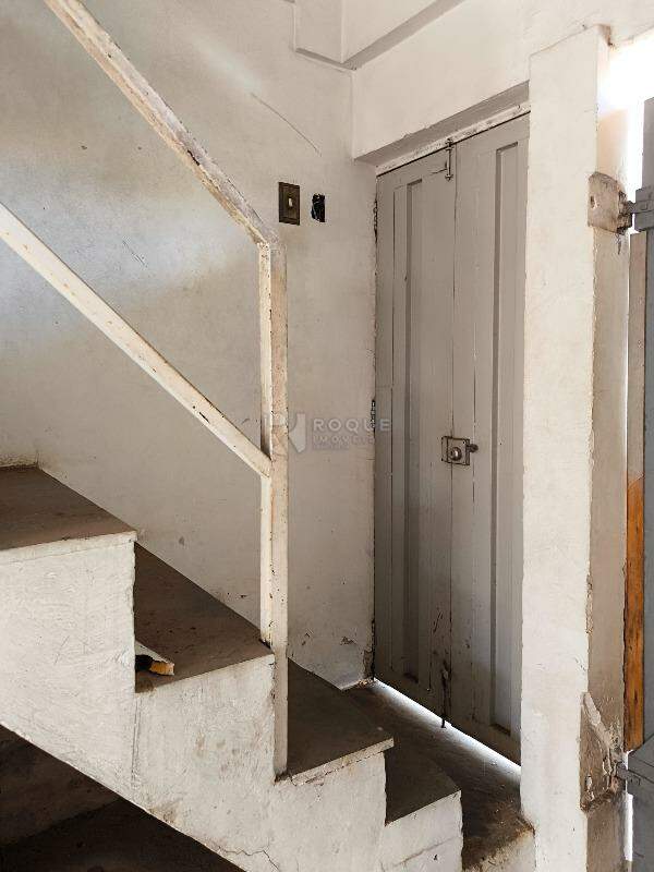 Casa Residencial à venda no bairro Vila Queiroz: ACESSO CASA 2
