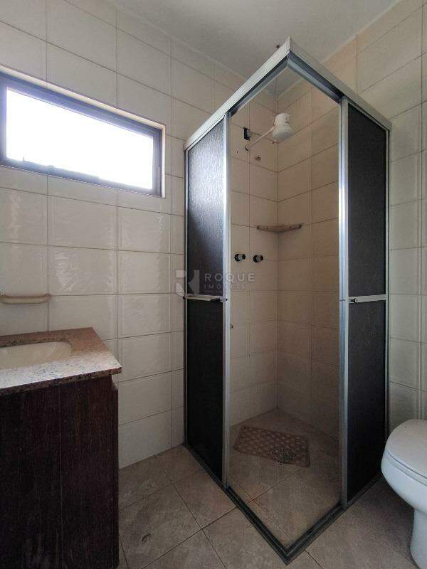 Casa Residencial à venda no bairro Vila Queiroz: BANHEIRO SOCIAL CASA 2