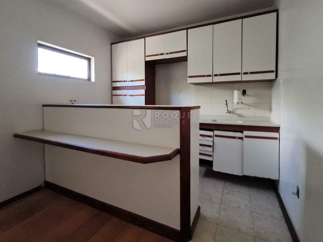 Casa Residencial à venda no bairro Vila Queiroz: COZINHA CASA 2