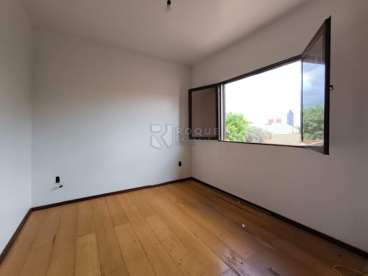 Casa Residencial à venda no bairro Vila Queiroz: DORMITÓRIO CASA 2