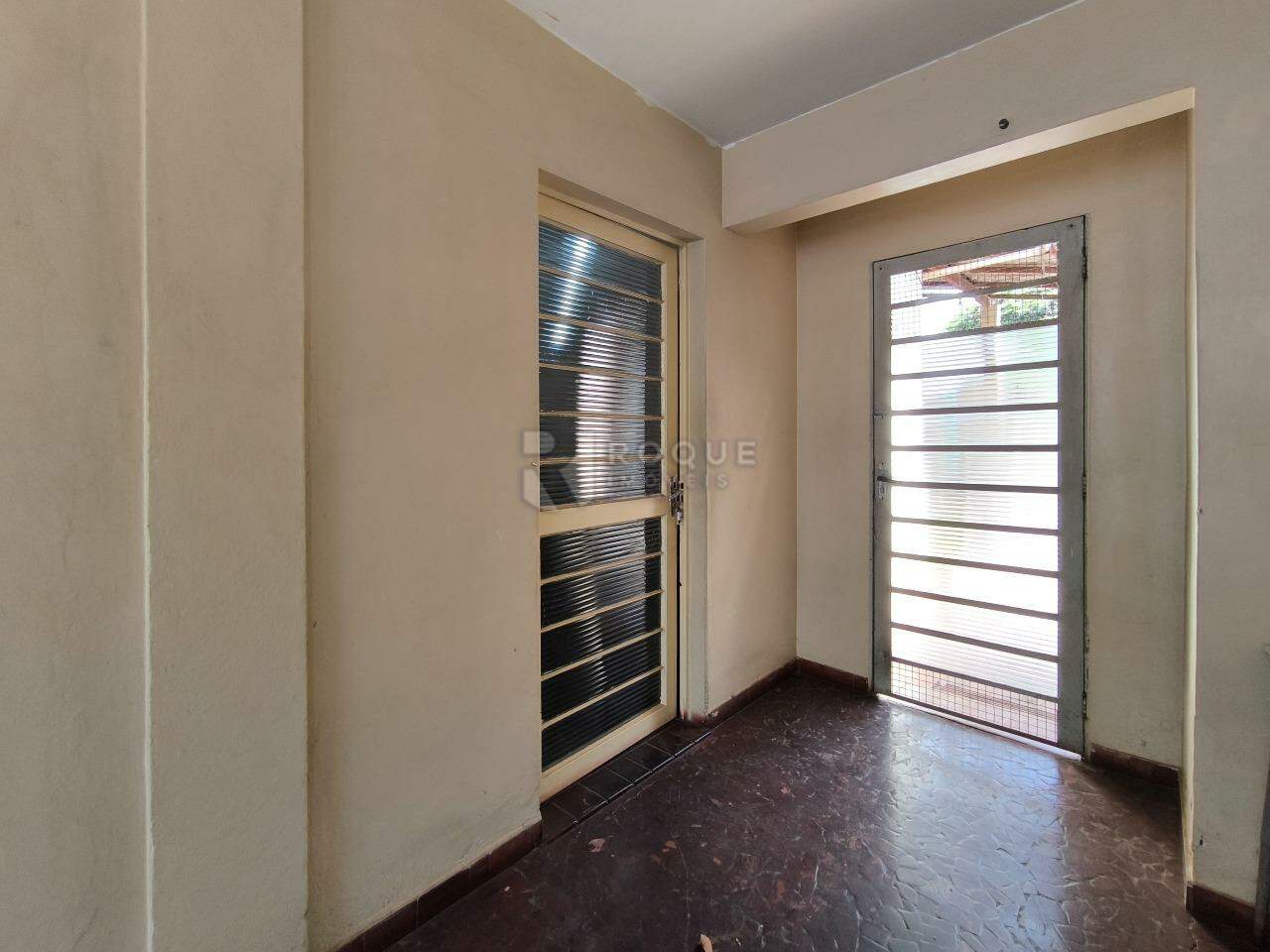 Casa Residencial à venda no bairro Vila Queiroz: ENTRADA CASA 1