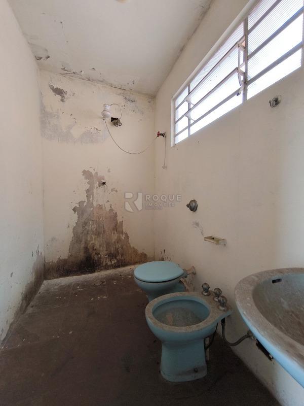 Terreno à venda no bairro Boa Vista: BANHEIRO SCIAL