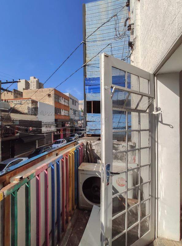 Salão para aluguel no bairro Centro: Sacada 