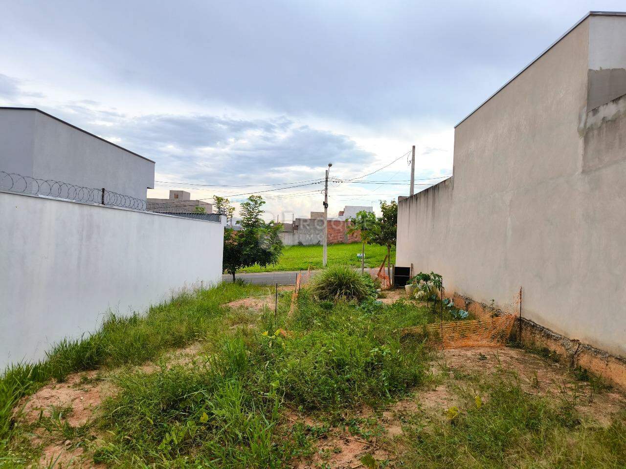 Terreno à venda no bairro Jardim Marajoara: 