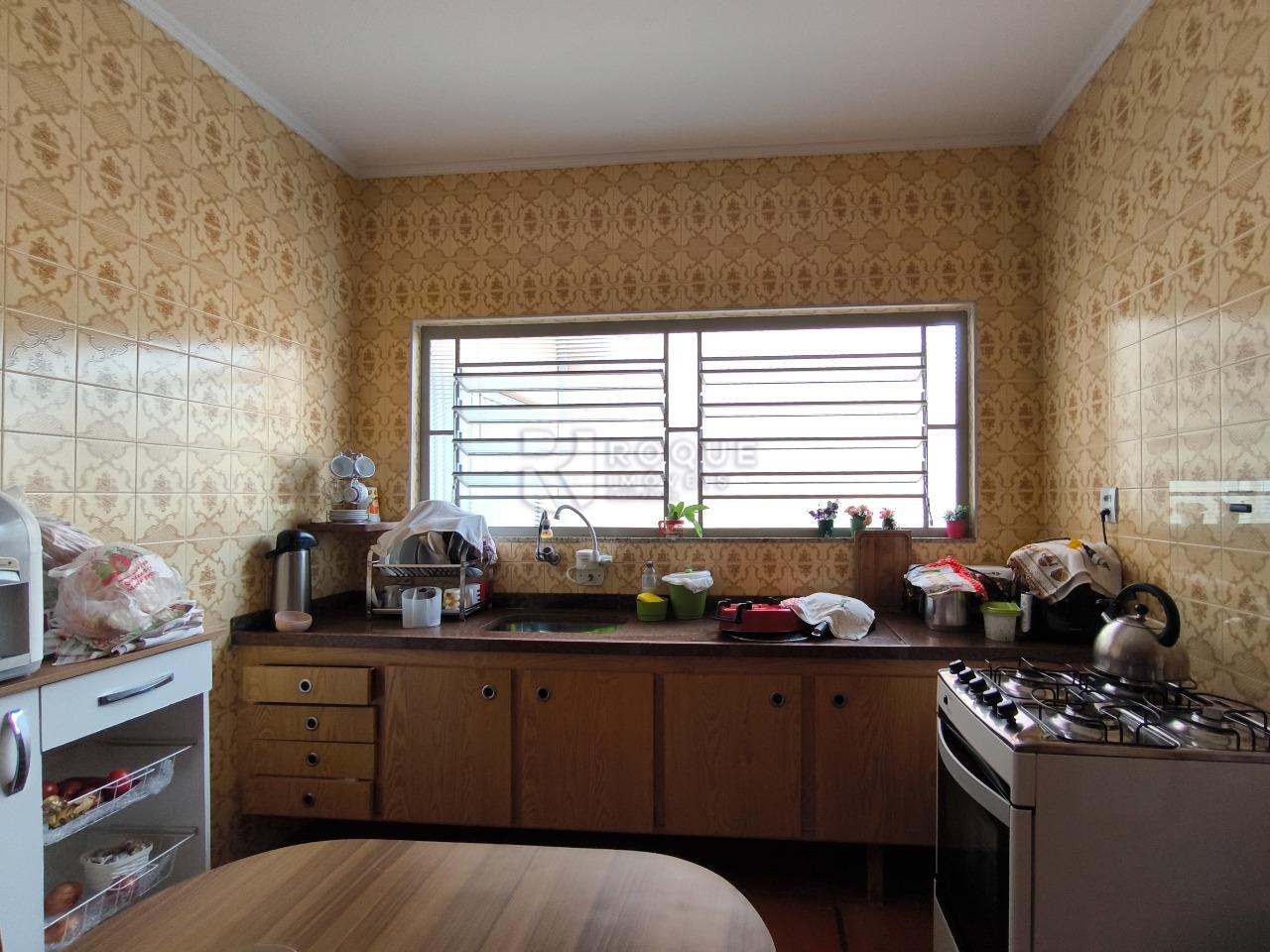 Casa Residencial à venda no bairro Vila Cristovam: COZINHA