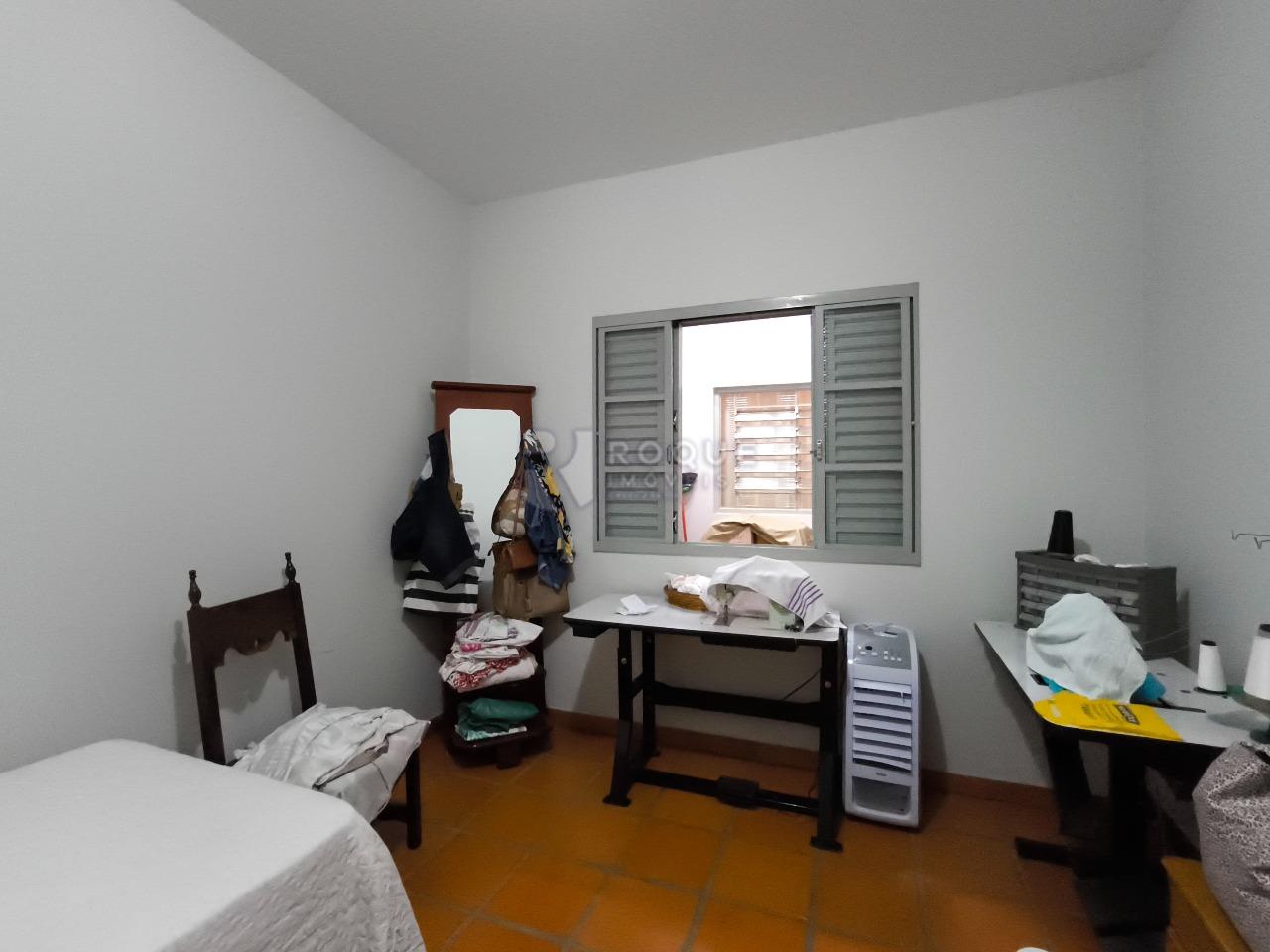 Casa Residencial à venda no bairro Vila Cristovam: DORMITÓRIO 3