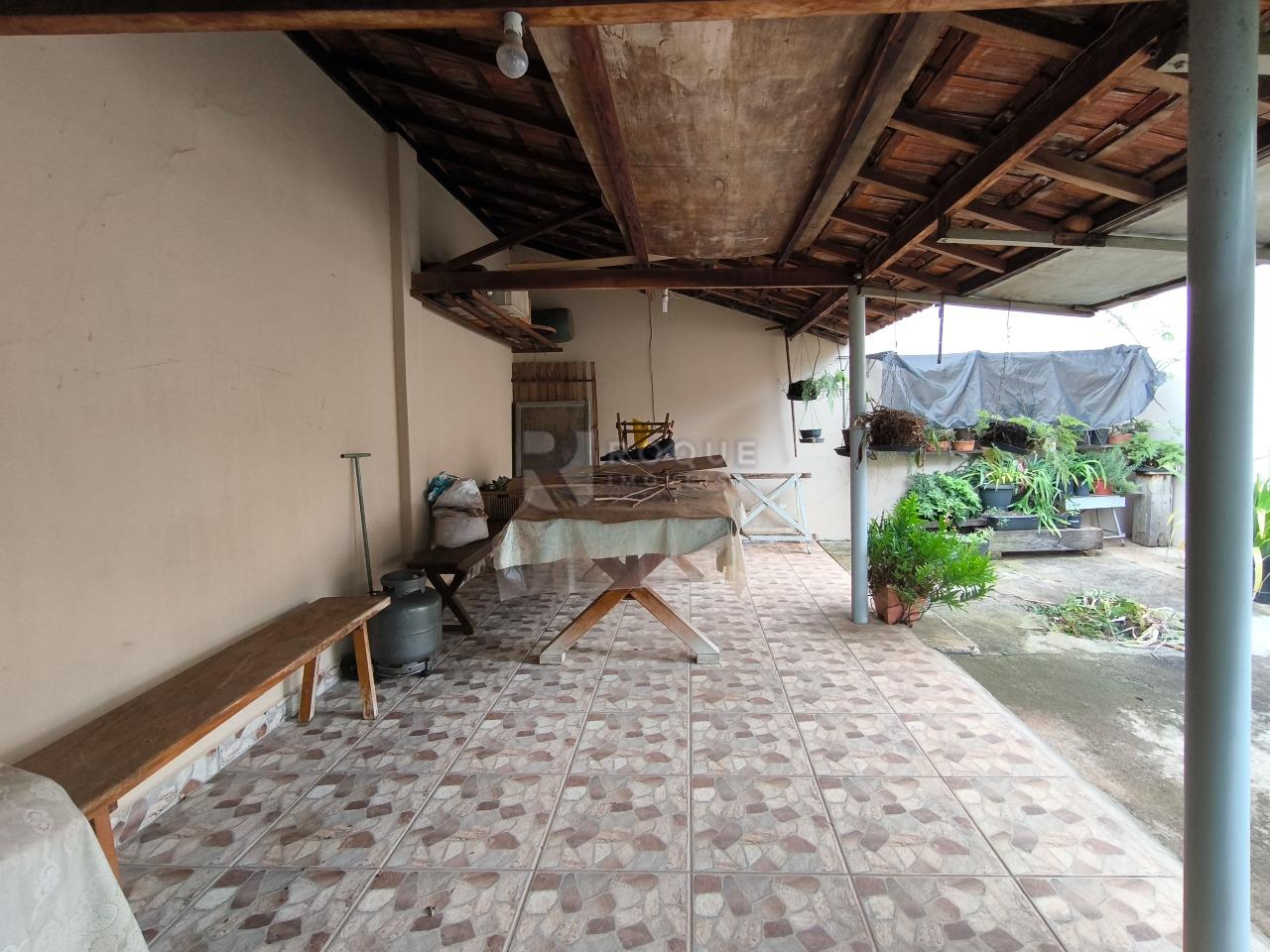 Casa Residencial à venda no bairro Vila Cristovam: RANCHO