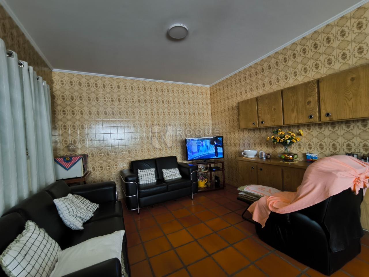 Casa Residencial à venda no bairro Vila Cristovam: COZINHA