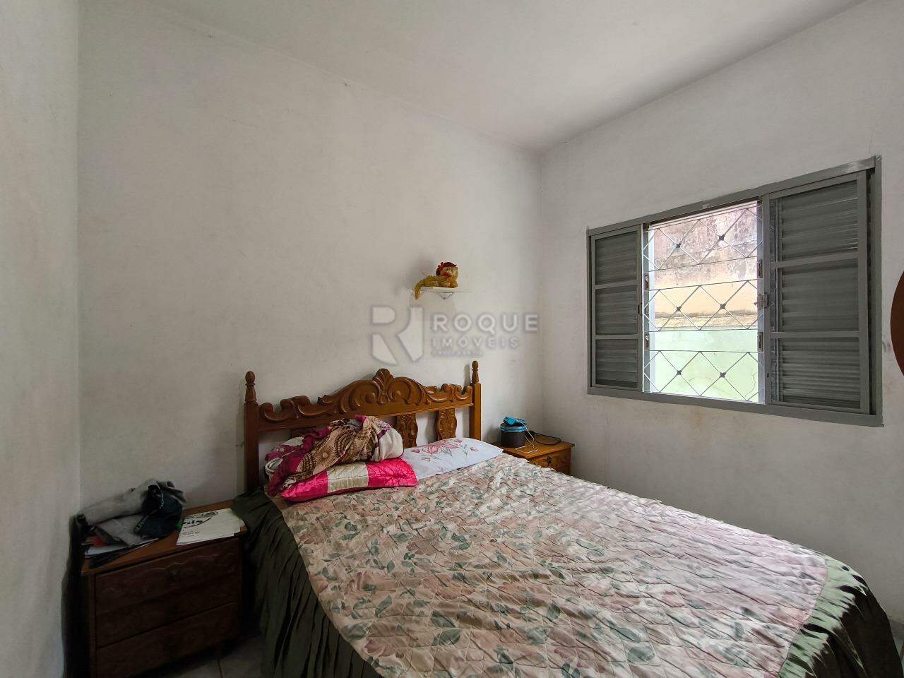 Casa Residencial à venda no bairro Vila Cristovam: DORMITÓRIO 1