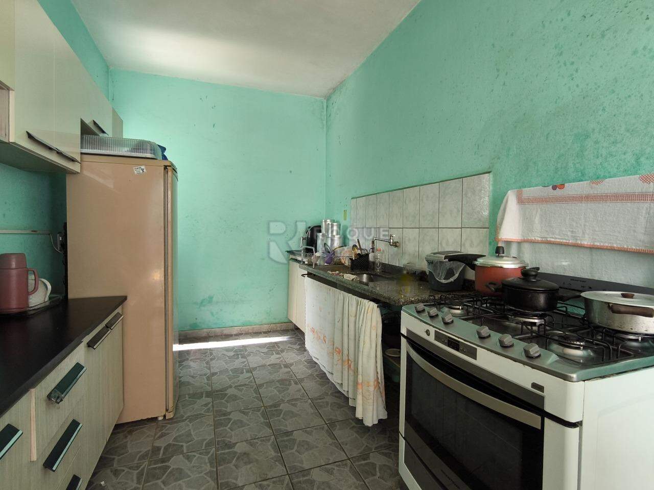 Casa Residencial à venda no bairro Vila Cristovam: COZINHA 2