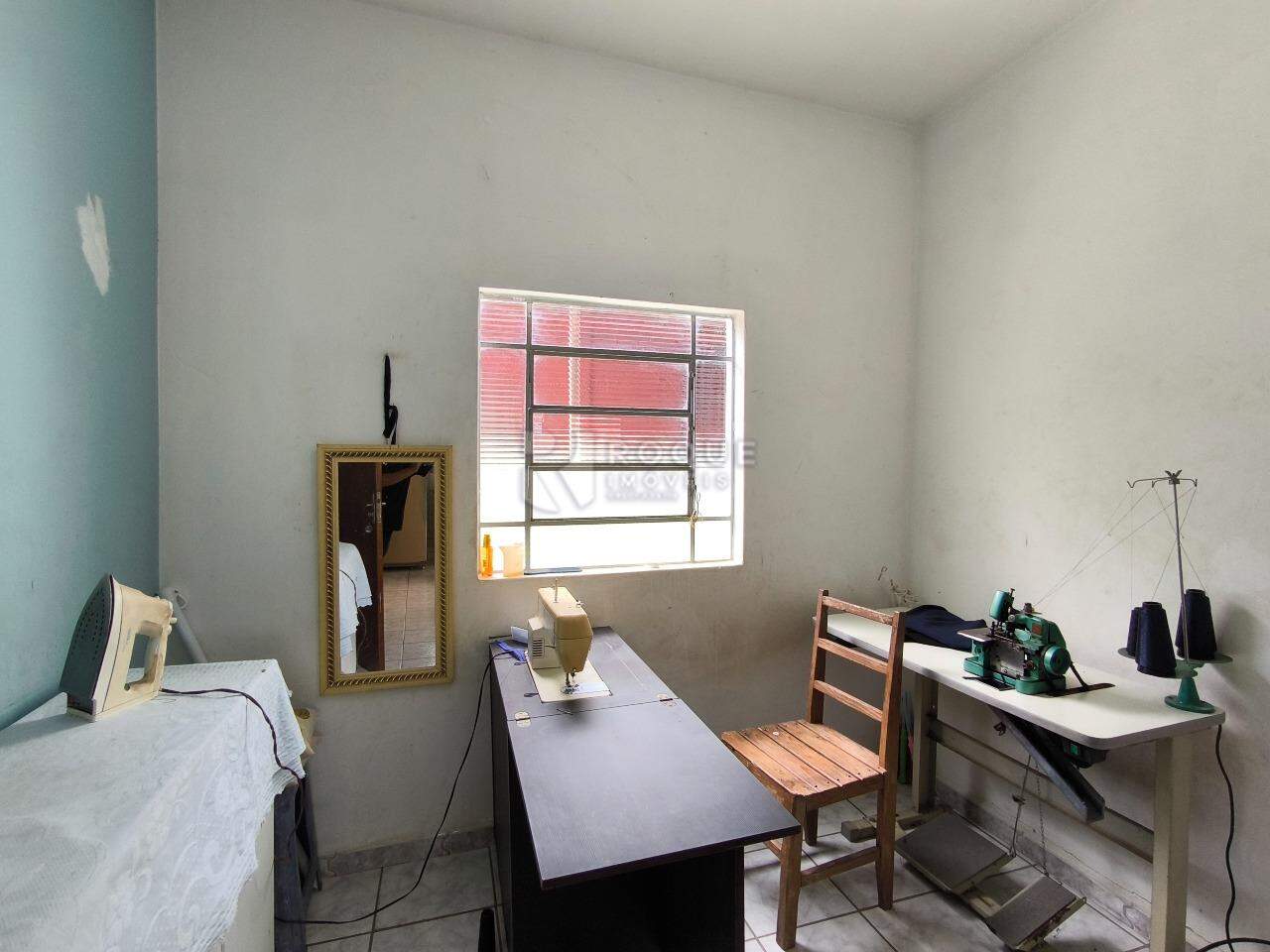 Casa Residencial à venda no bairro Vila Cristovam: DORMITÓRIO 3