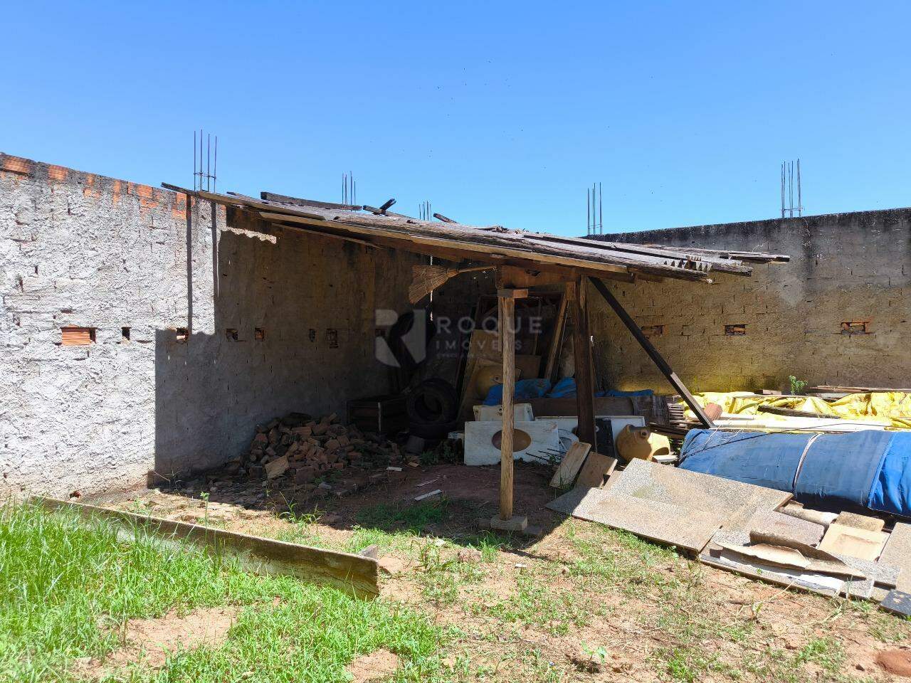 Terreno à venda no bairro Residencial Chácara São José: 