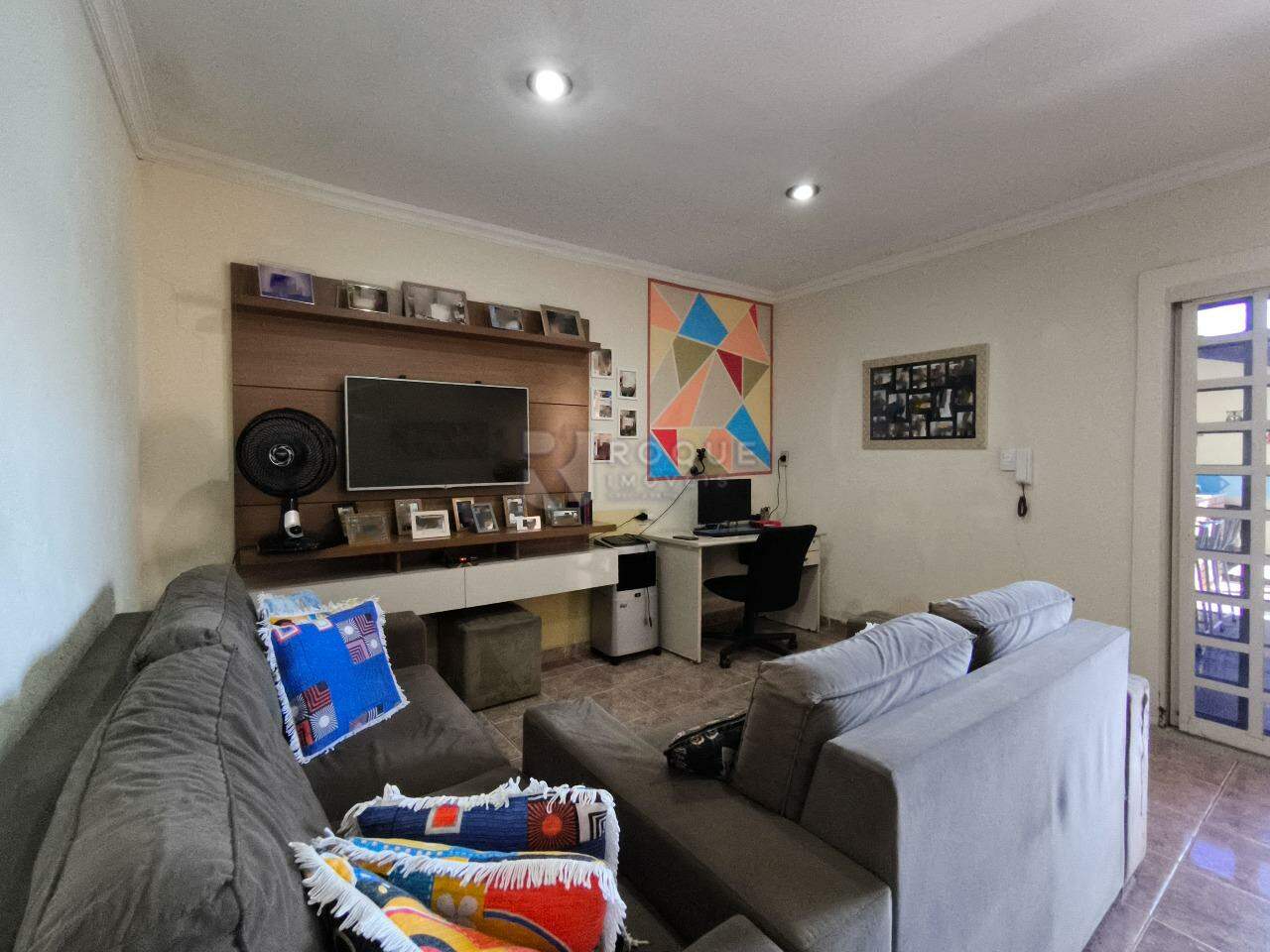 Casa Residencial à venda no bairro Residencial Fenix: SALA DE ESTAR