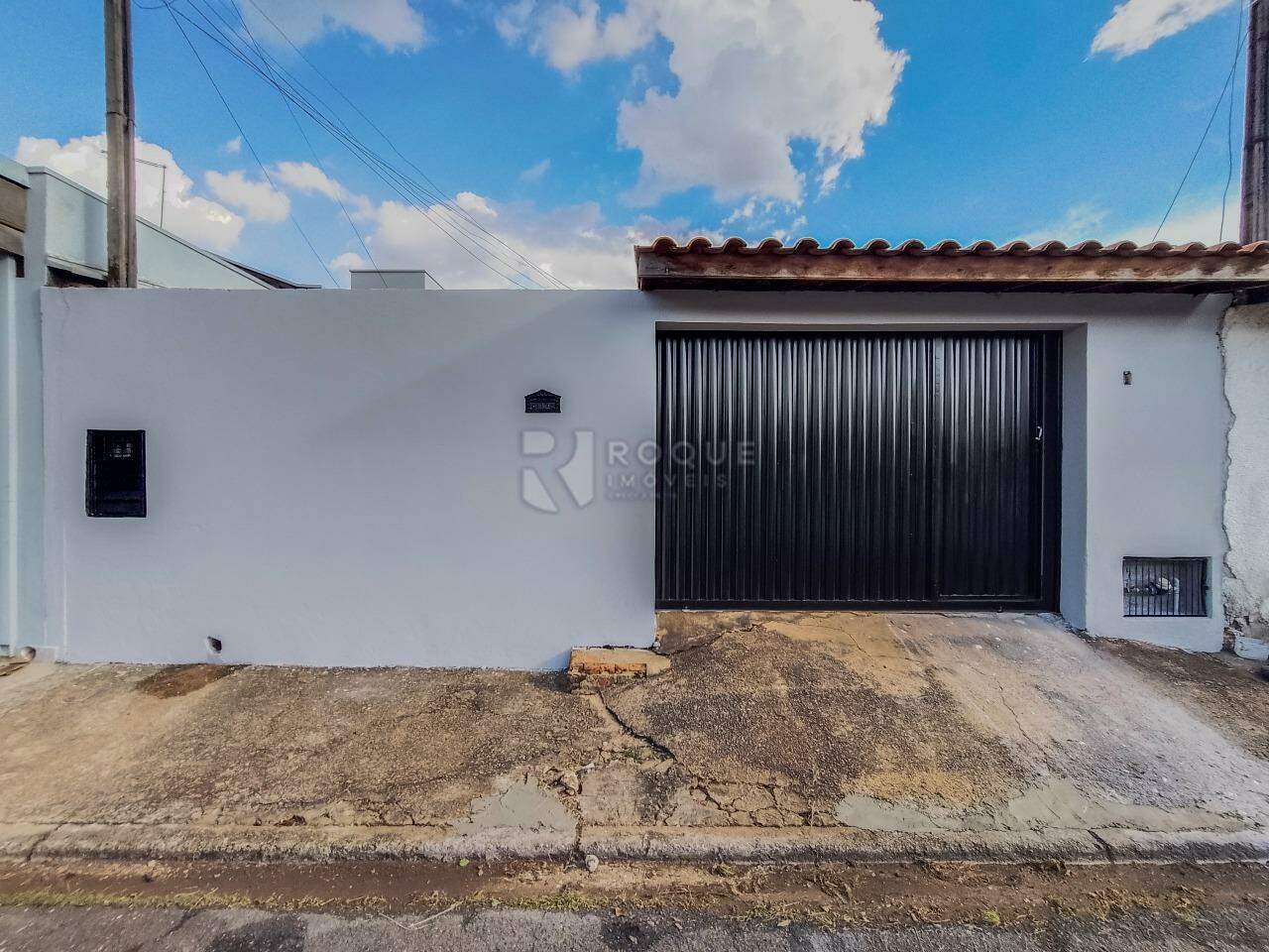 Casa Residencial para aluguel no bairro Parque Residencial Abílio Pedro: Fachada