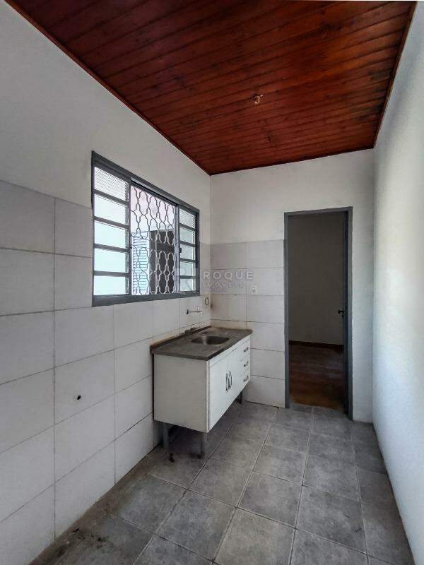 Casa Residencial para aluguel no bairro Parque Residencial Abílio Pedro: Cozinha