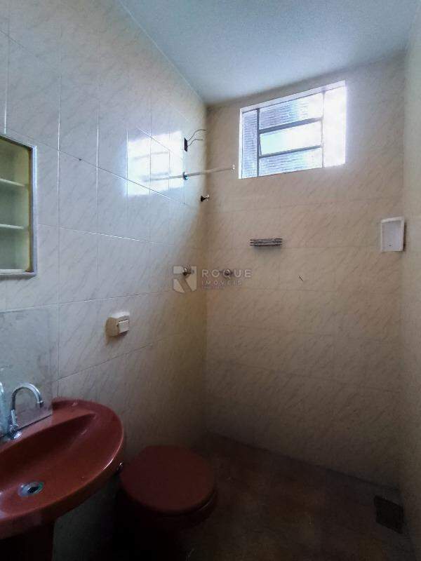 Casa Residencial para aluguel no bairro Parque Residencial Abílio Pedro: WC Suíte