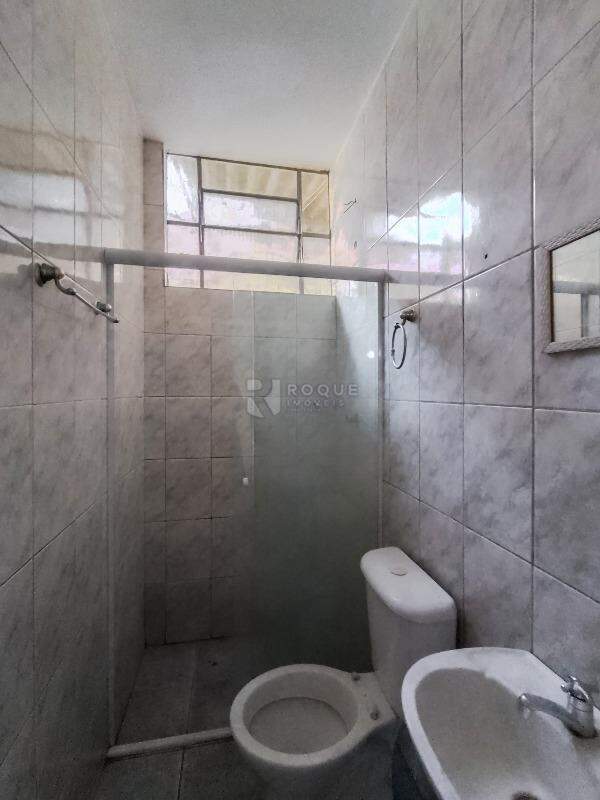 Casa Residencial para aluguel no bairro Parque Residencial Abílio Pedro: WC Social