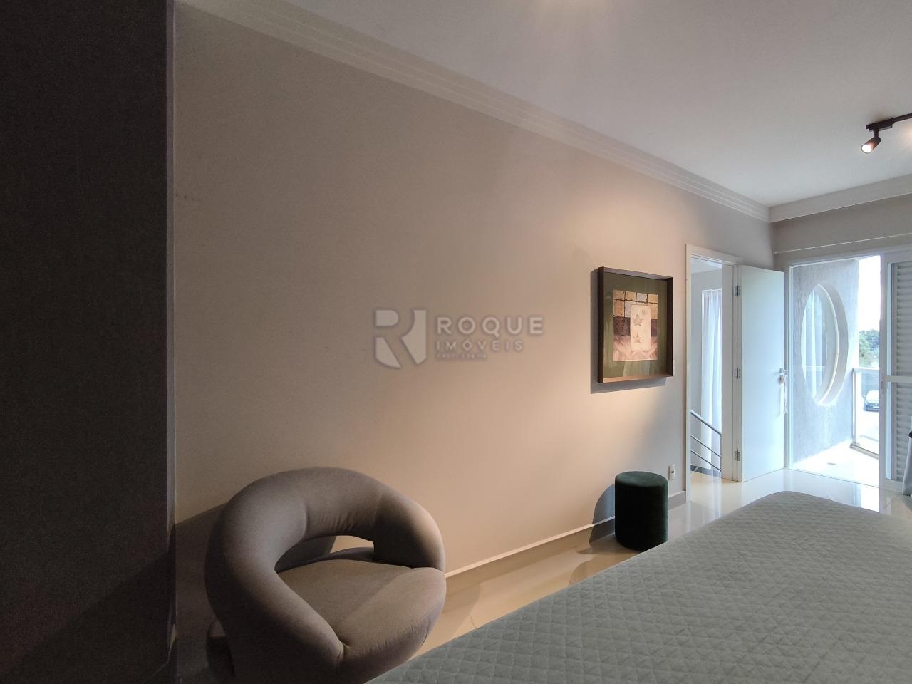 Casa em condomínio à venda no bairro Jardim Porto Real: SUÍTE