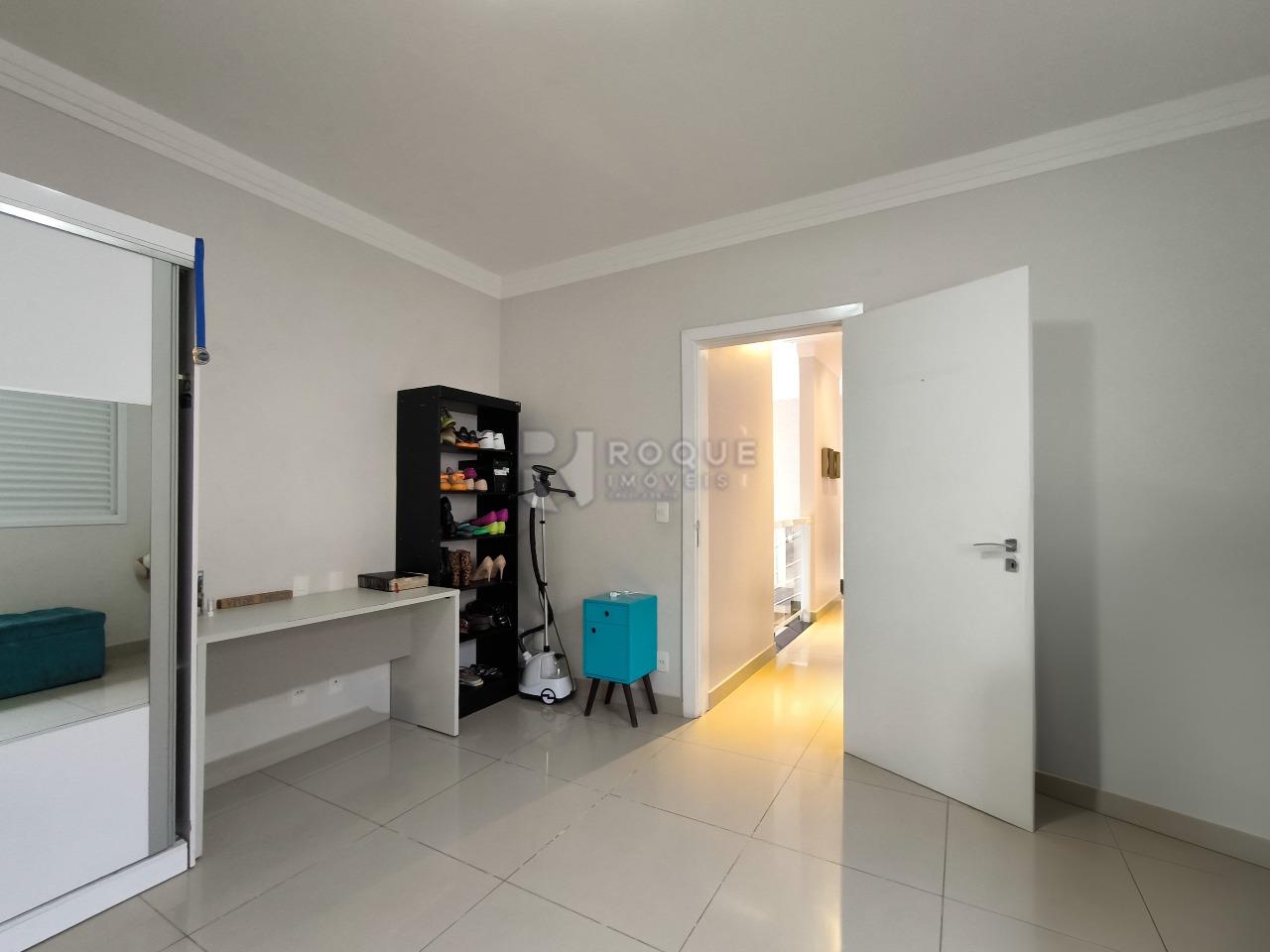 Casa em condomínio à venda no bairro Jardim Porto Real: DORMITÓRIO 1