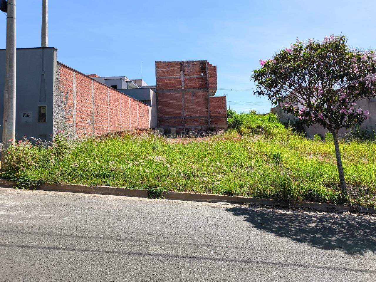 Terreno à venda no bairro Jardim Marajoara: 