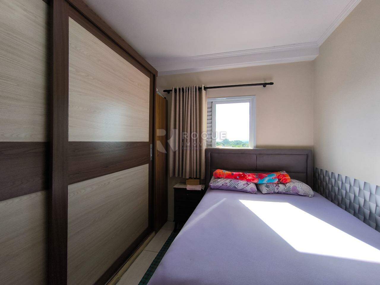 Apartamento à venda no bairro Jardim Ouro Verde: DORMITÓRIO 2
