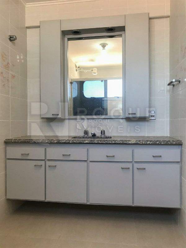 Apartamento à venda no bairro Centro: 