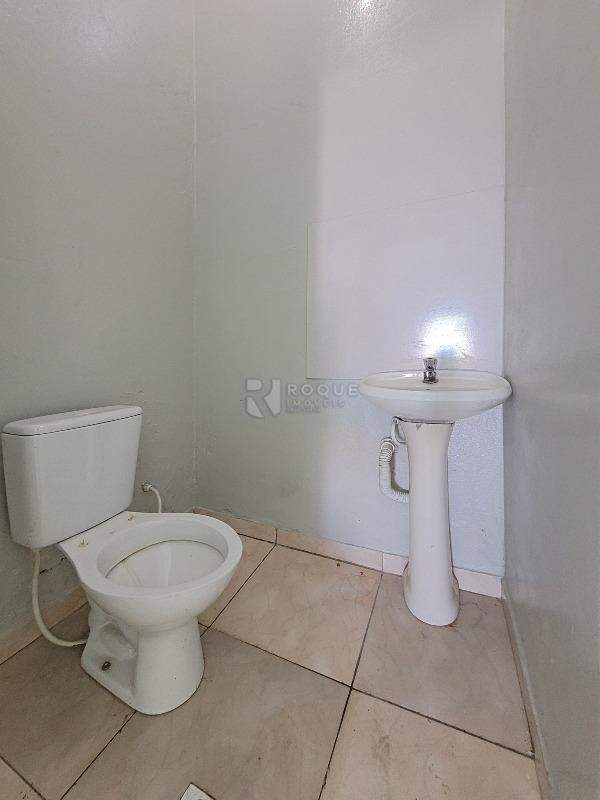 Salão para aluguel no bairro Jardim Residencial Antonio Simonetti: Wc