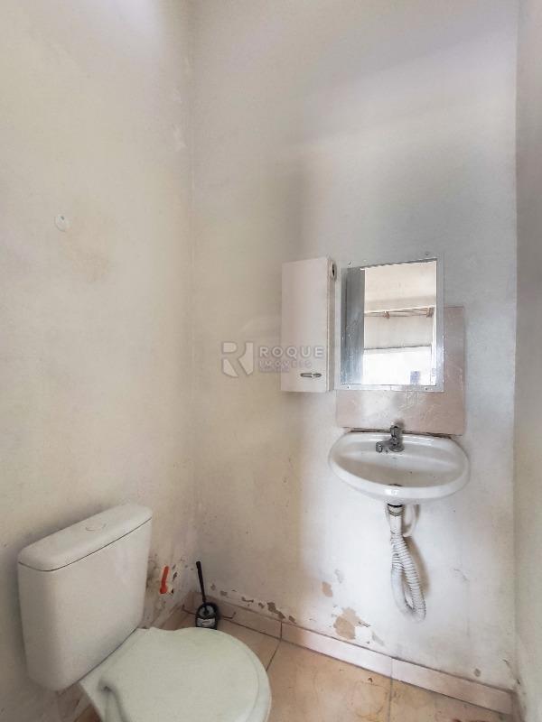 Salão para aluguel no bairro Jardim Residencial Antonio Simonetti: WC
