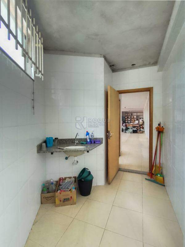 Salão para aluguel no bairro Vila Piza: Cozinha